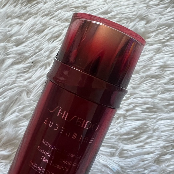 Shiseido Activating Essence with Hyaluronic Acid - Picture 7 of 7